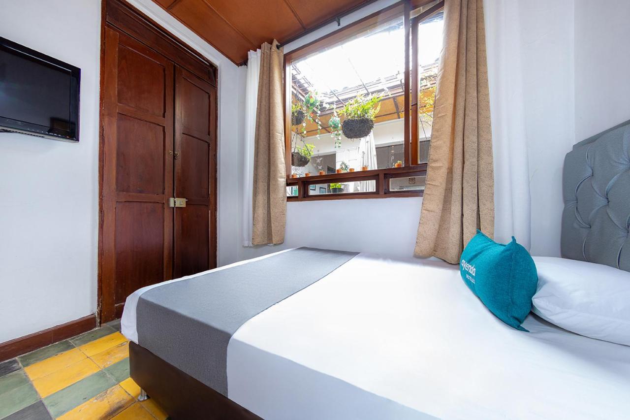 Hotel Ayenda Sarayu House Medellín Exterior foto